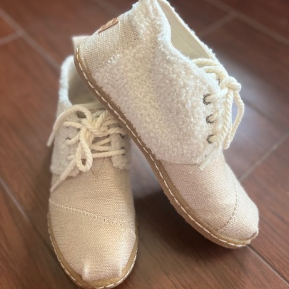 Toms Sneakers